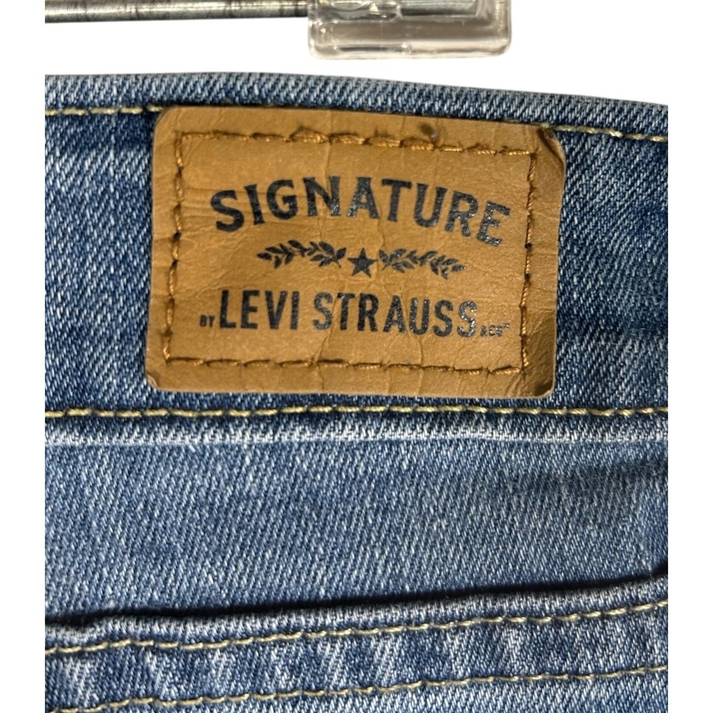Signature by Levi Strauss & Co Womens Mid Rise Slim Jeans Medium Wash Blue - Picture 7 of 7